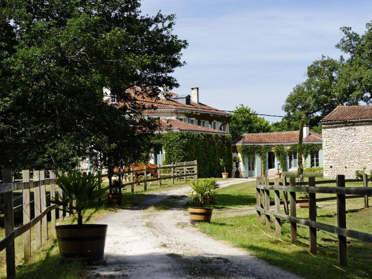 Chateau De L'Isle - Chambres D'Hotes Castelnau-de-Médoc Dış mekan fotoğraf