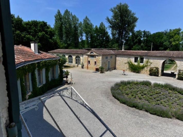 Chateau De L'Isle - Chambres D'Hotes Castelnau-de-Médoc Dış mekan fotoğraf